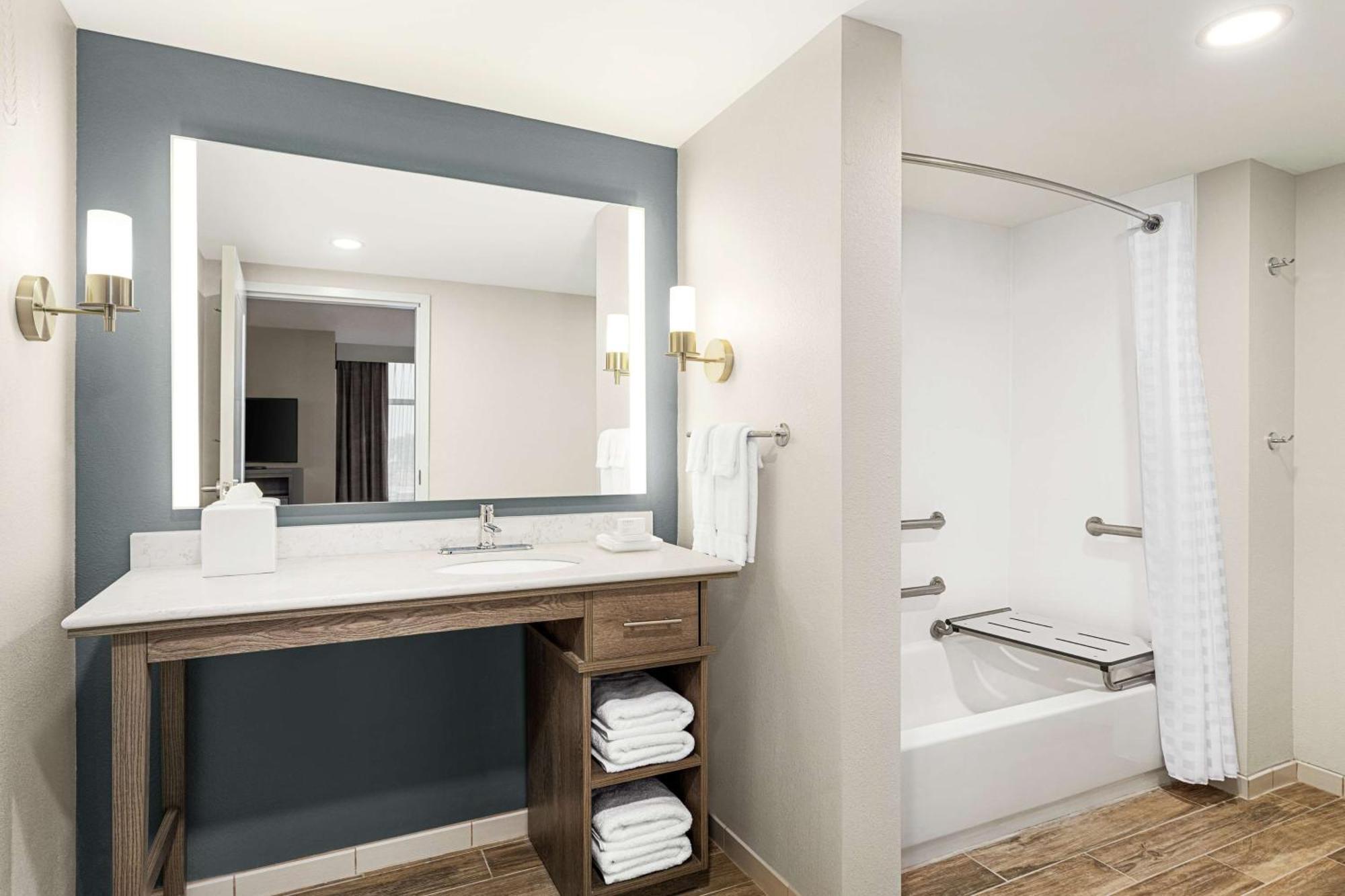 Homewood Suites By Hilton Карлайл Екстериор снимка